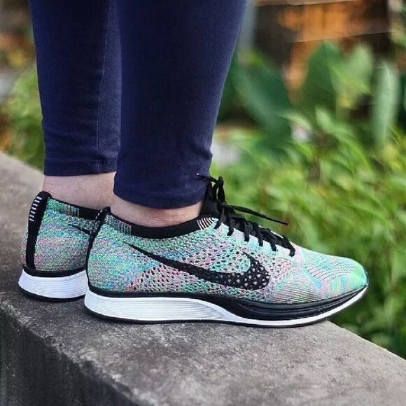 New Nike Flyknit Racer Rainbow Colorway Mens 6.5 US Womens 8 US 39 EUR 2015 - Picture 8 of 8